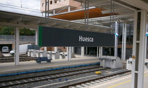 Huesca Suena impulsa una iniciativa ciudadana en favor del tren de proximidad entre Huesca y Zaragoza